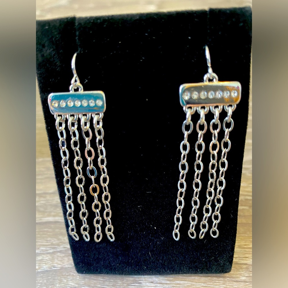 Silver Sparkle Earrings (see matching necklace!) from Mialisia by Youngevity